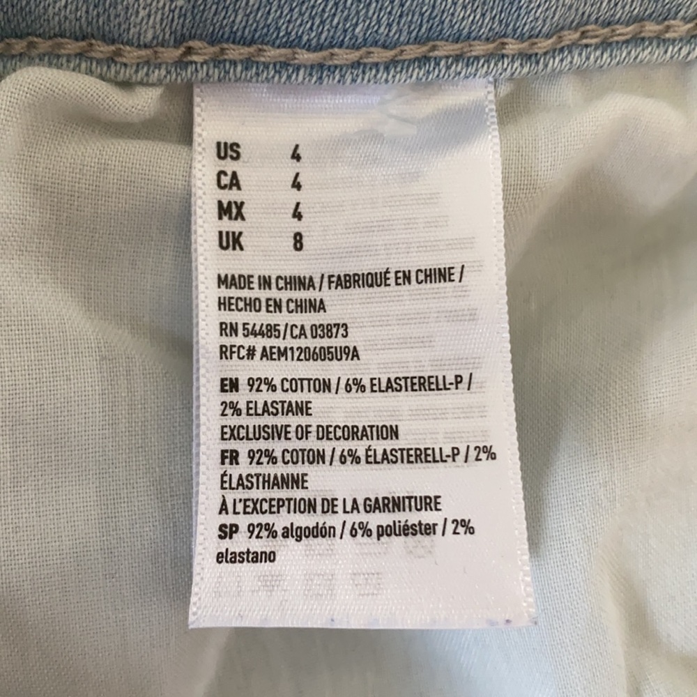 American Eagle Denim High Waisted Shorts Size 4 - Picture 5 of 5